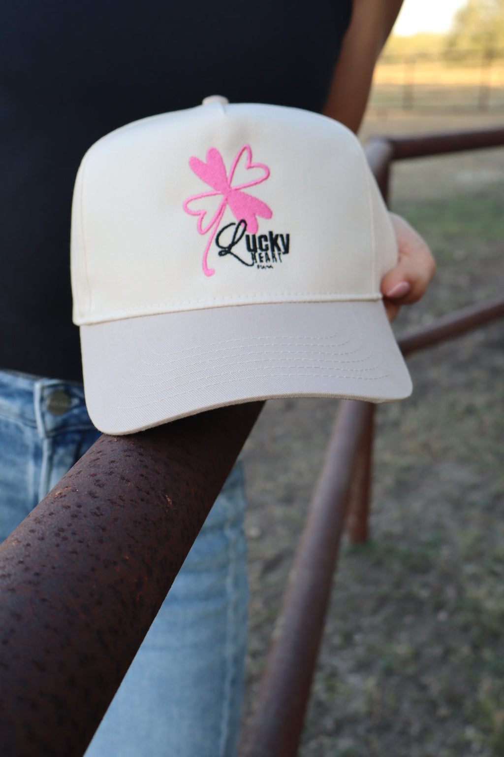 Lucky Heart Cap - Tan